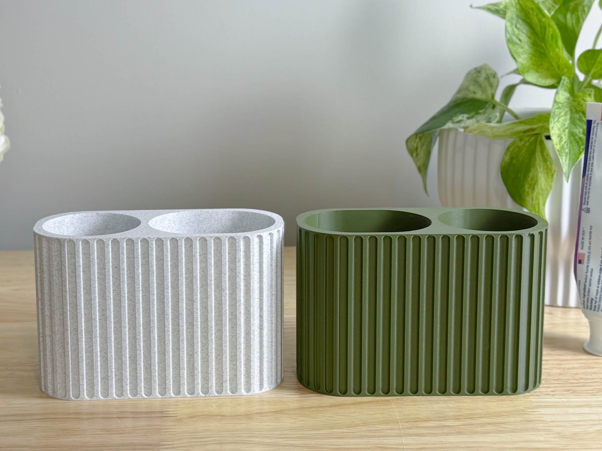 Fluted toothbrush holder paired with a MIDTWENTY arch tissue box cover